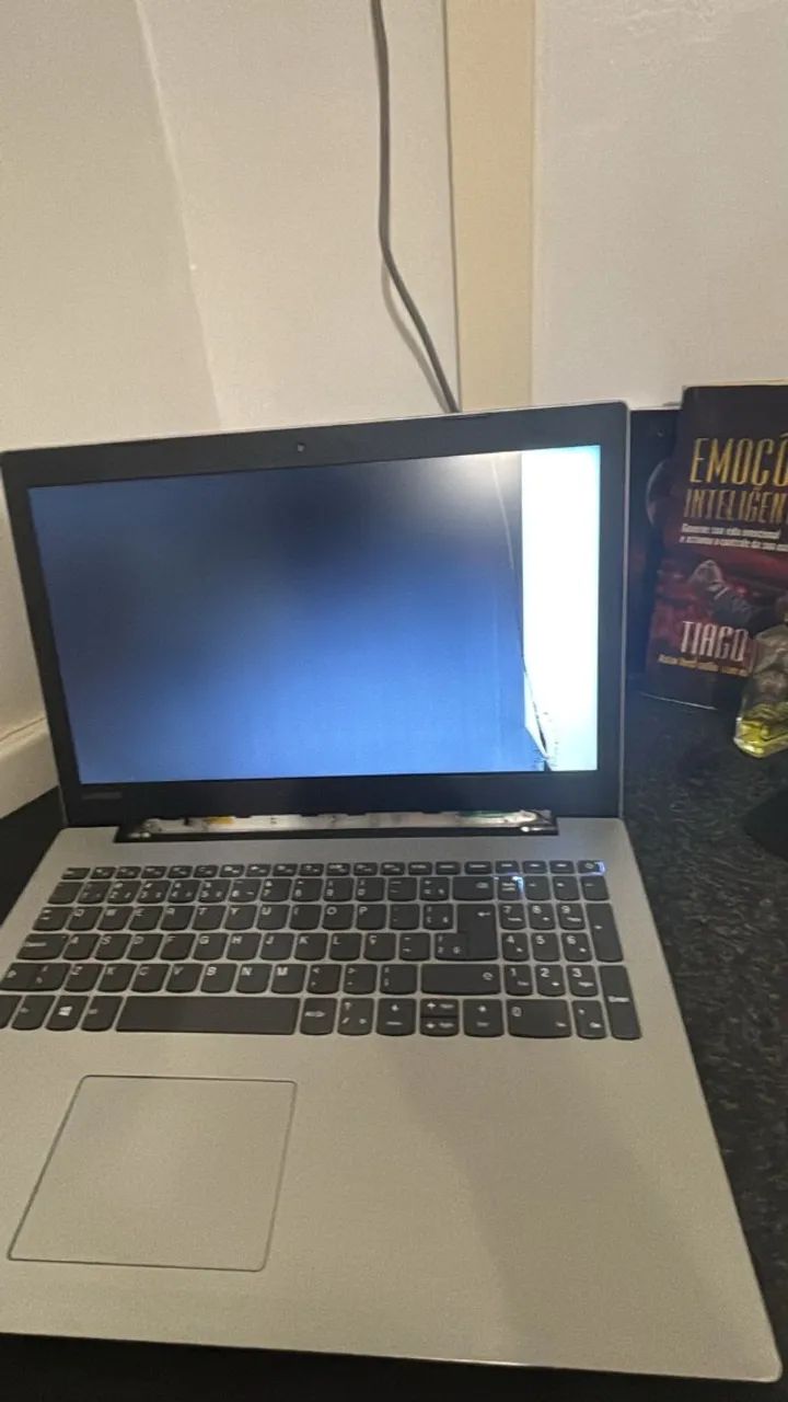 Notebook Lenovo Ideadpad 330 15IKBR - Core i5 -8geraçao - LEIA
