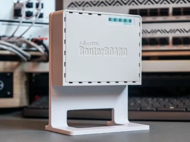 Suporte De Mesa Para Mikrotik Série Hex - Foto 3
