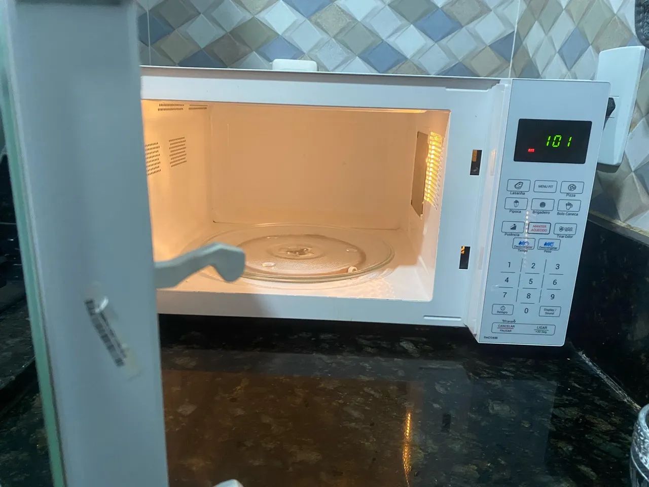 Microondas Philco 28 litros - Foto 3