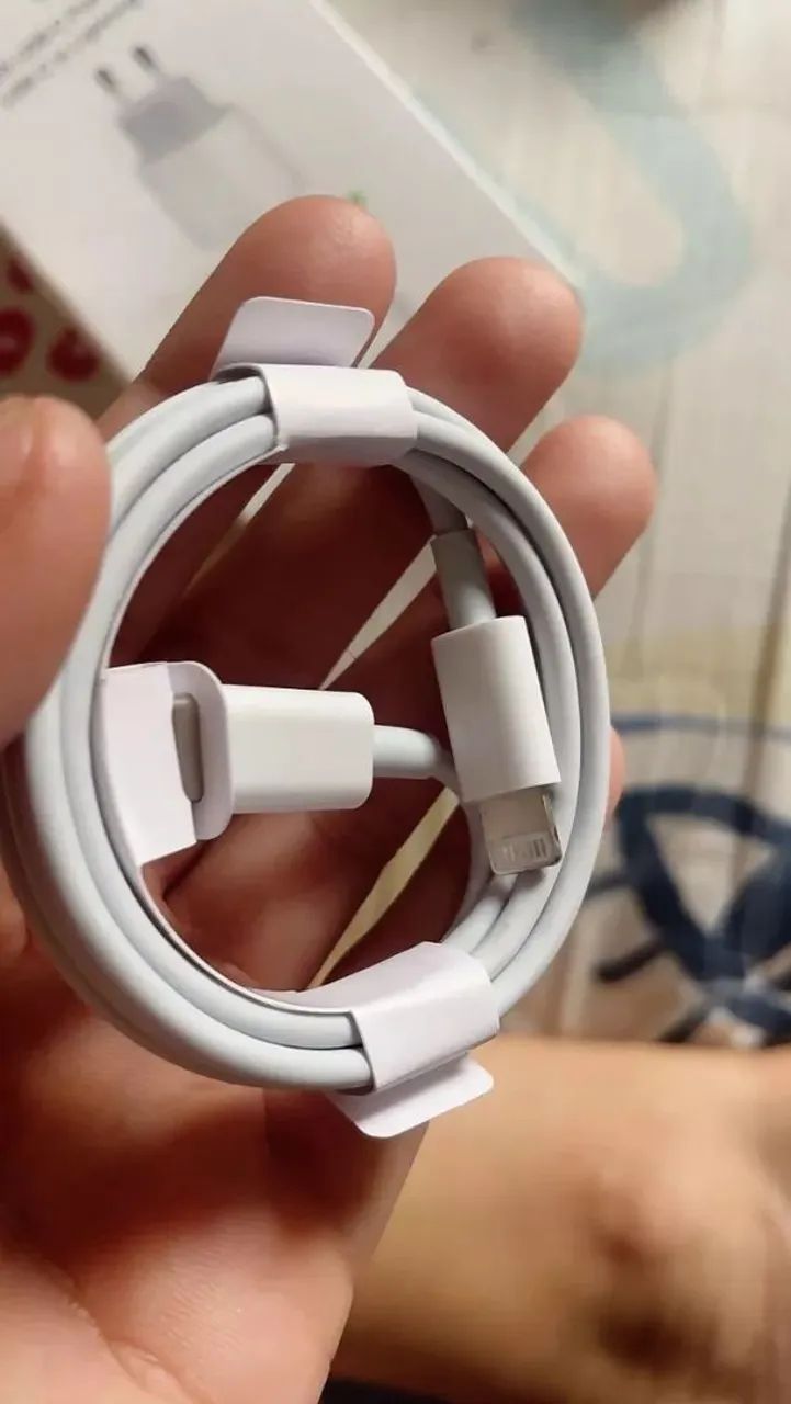 cabo iphone c apple 