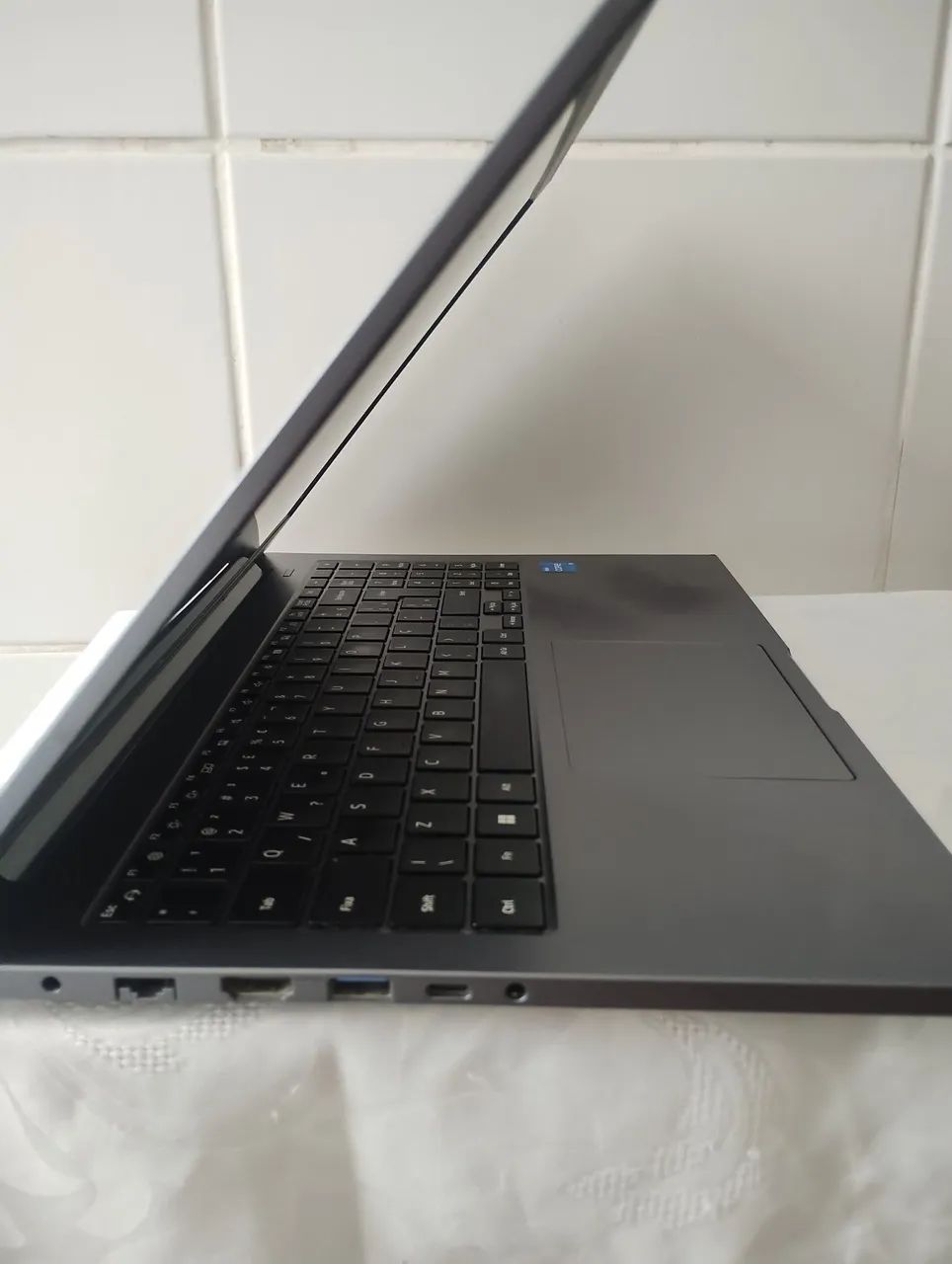 SANSUNG i5.  HD SSD 256GB.  - Foto 3