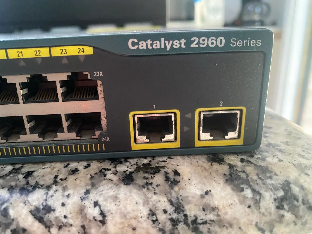 Switch Cisco Catalyst 2960 - Foto 4