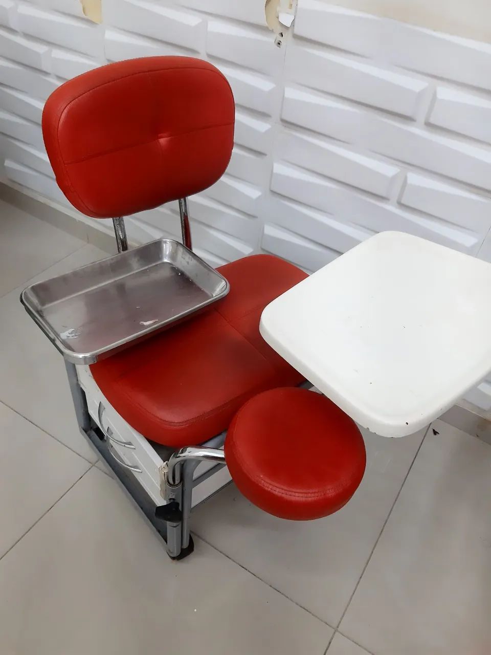 Cadeira profissional de Manicure 
