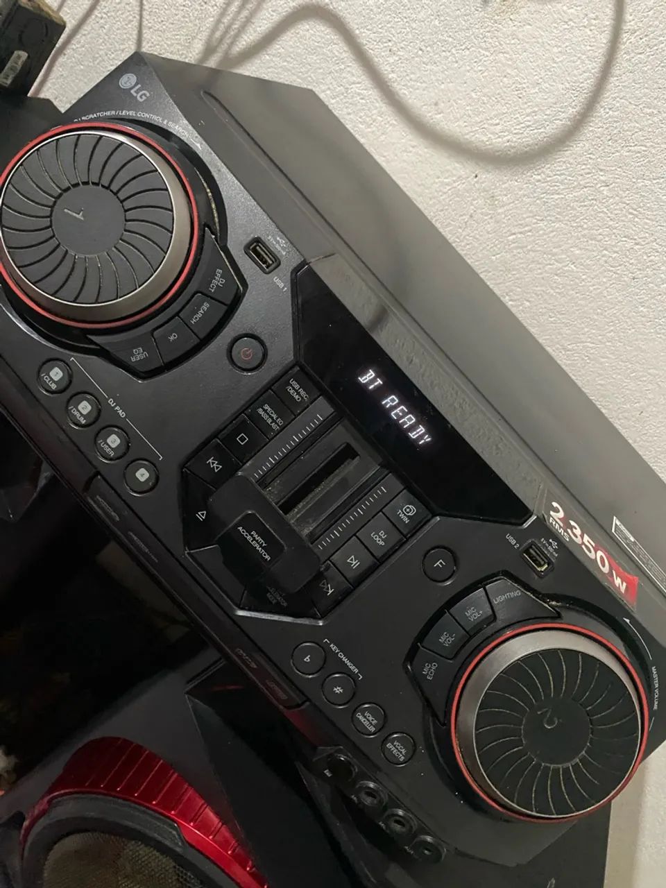 Vendo Som , marca LG 