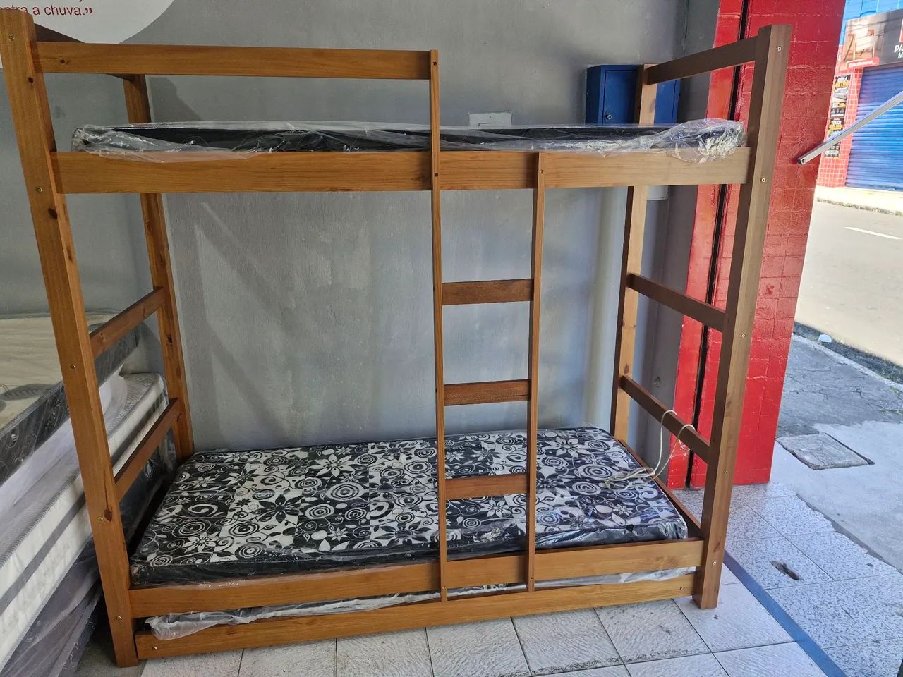 Cama beliche com auxiliar em.baixo  falar watts *  - Foto 2