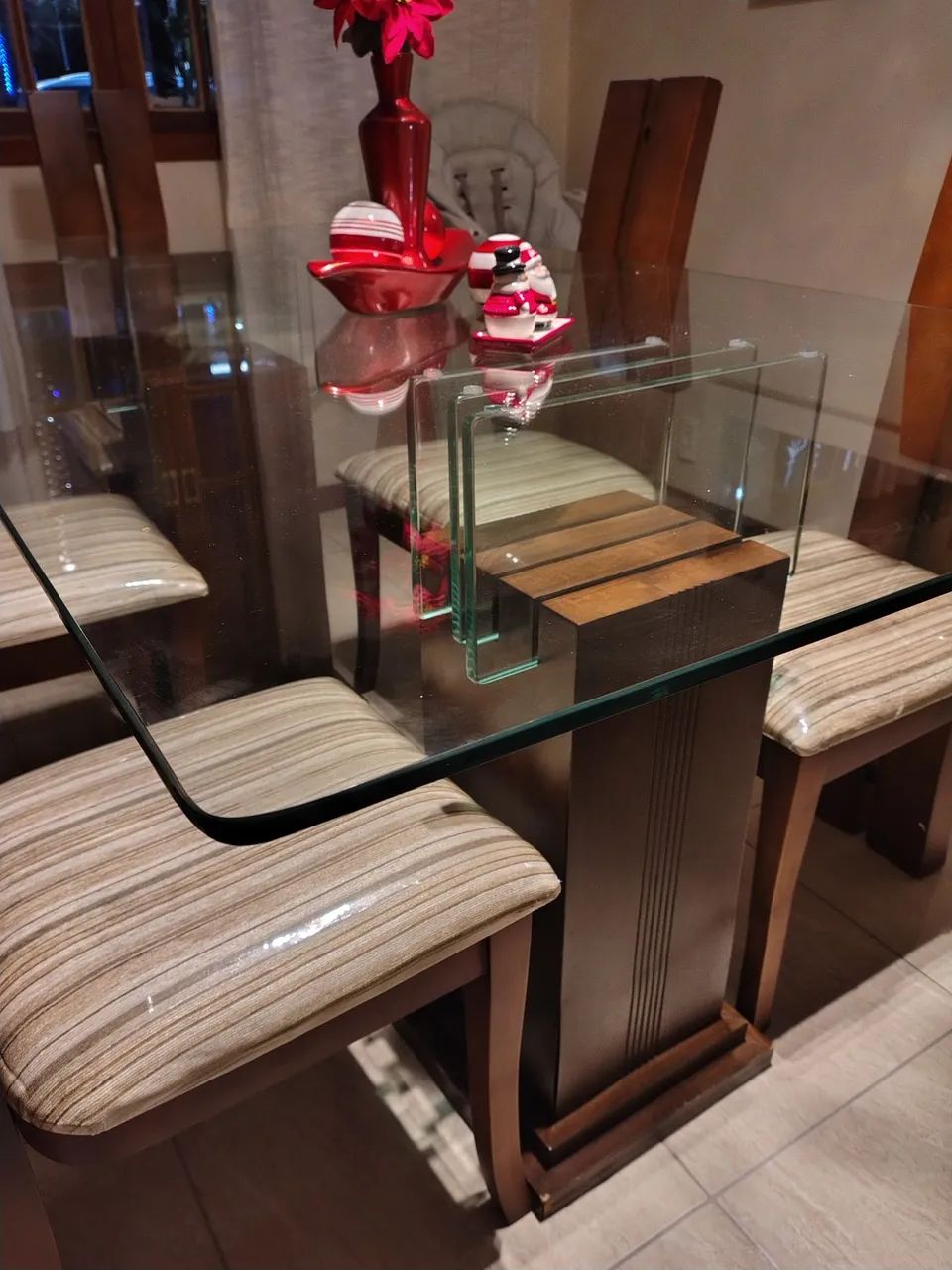 Dining table with 6 chairs65204505063298123