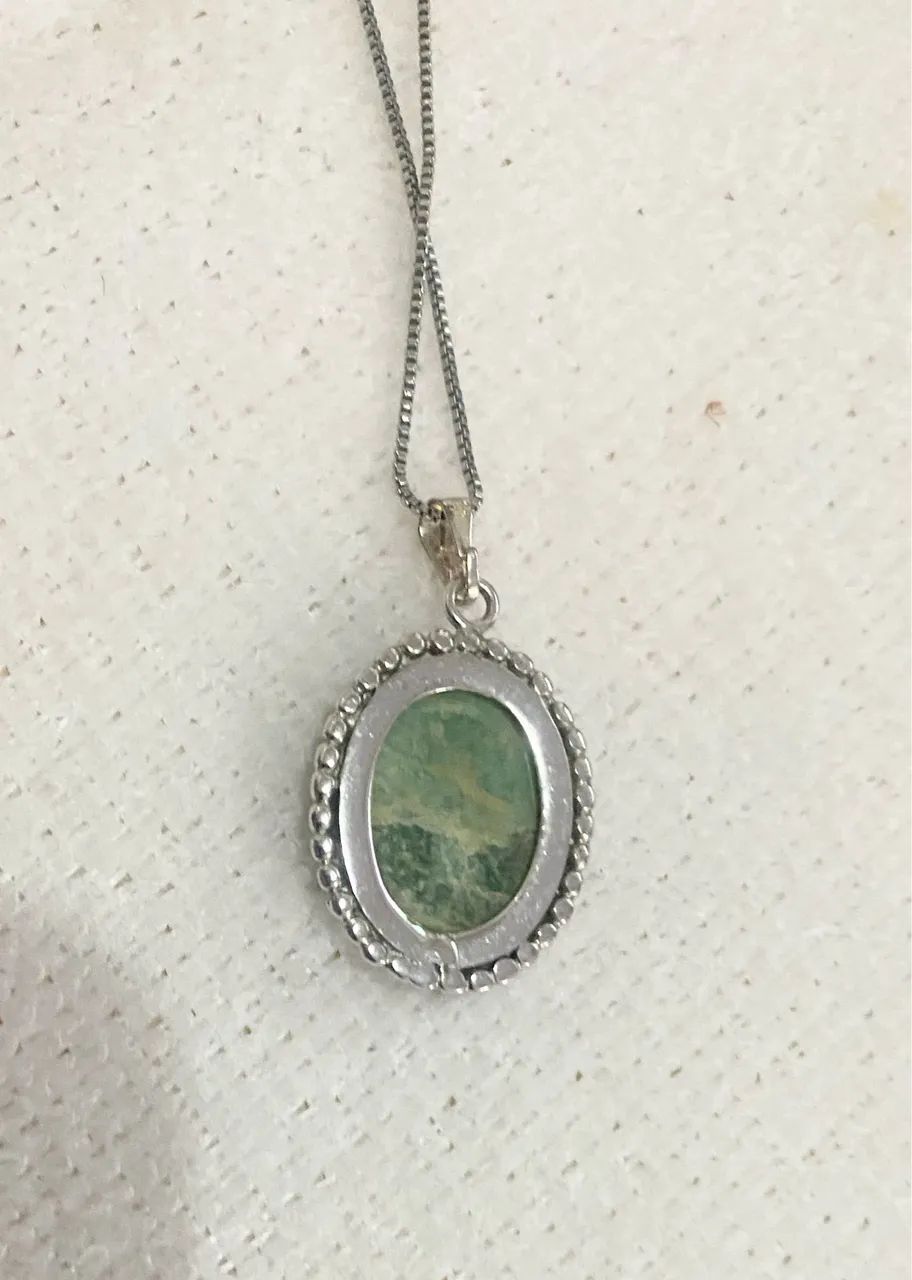 Vende-se Colar de Amazonita Oval com acabamento Prateado. - Foto 3