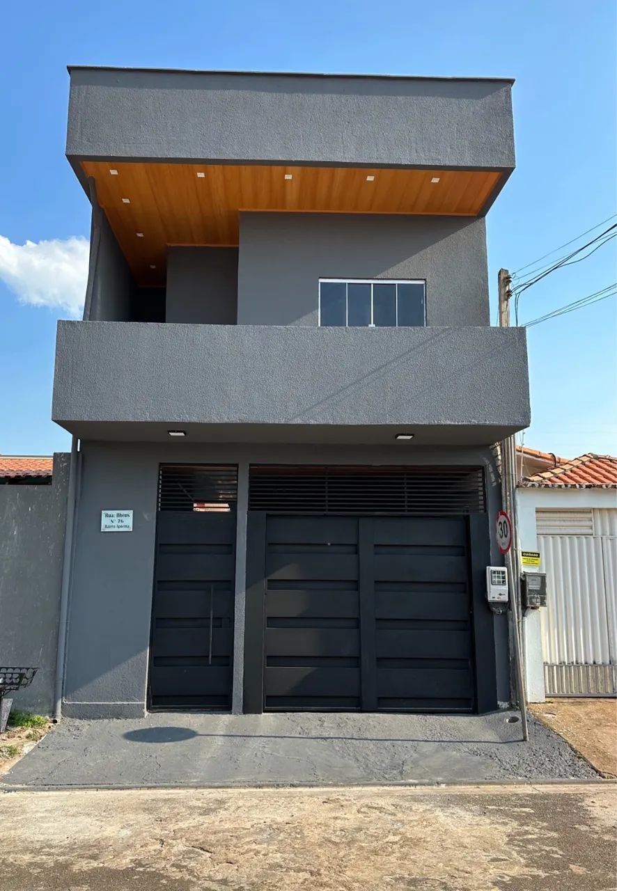 ALUGA-SE casa sobrado  Wtorre 