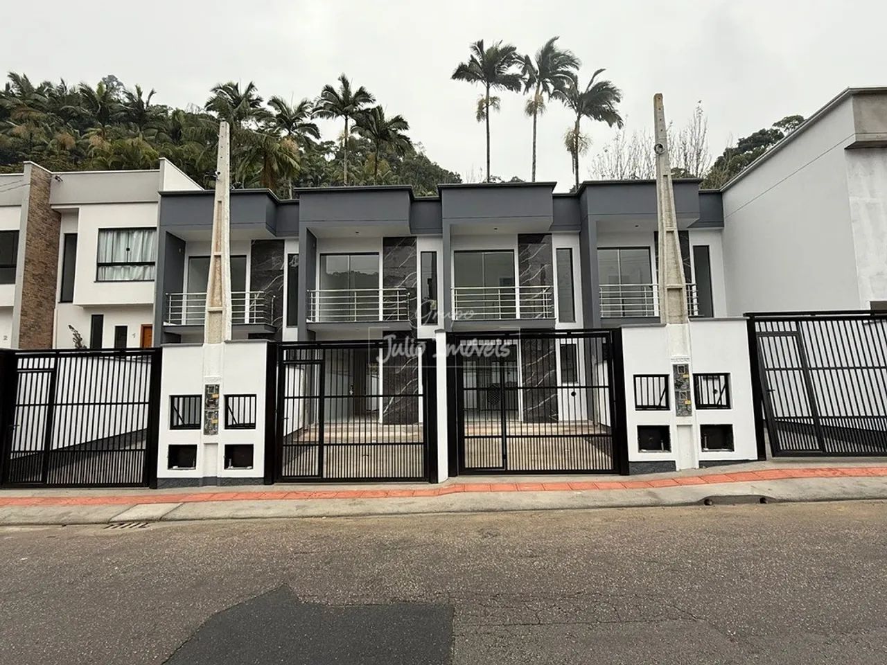 Sobrado 2 quartos brusque