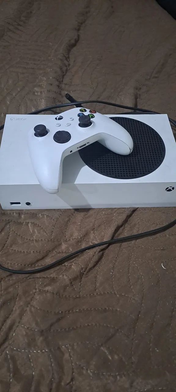 Vendo XBox Séries com 1 manete