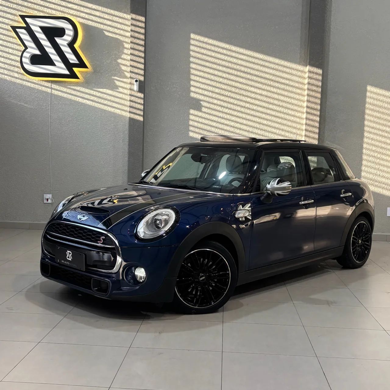 Mini Cooper 2.0 16V Twinpower Gasolina S 4P Steptronic 2017