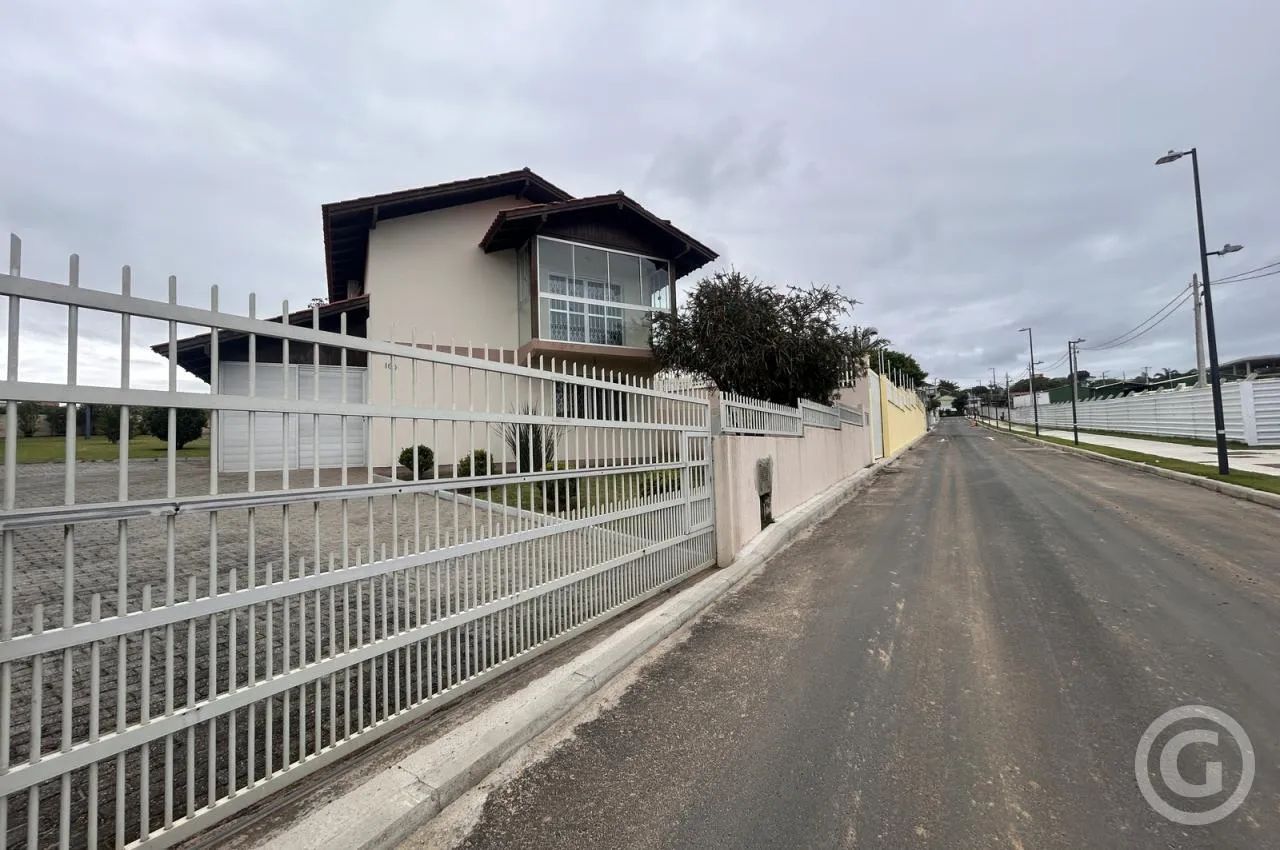 Desfrute da tranquilidade e conveniência em Florianópolis - Foto 3