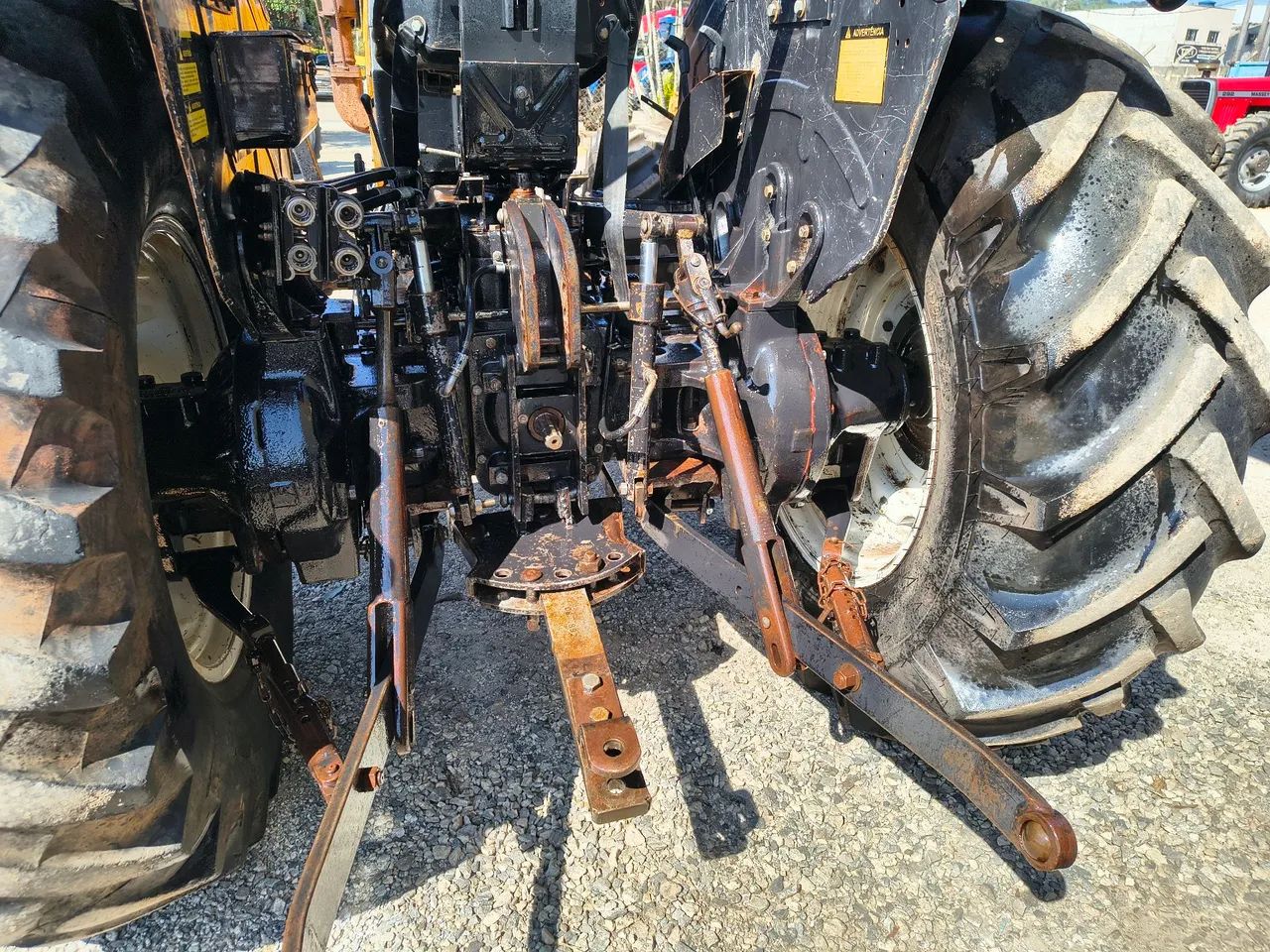 Trator VALTRA 785 - Foto 5