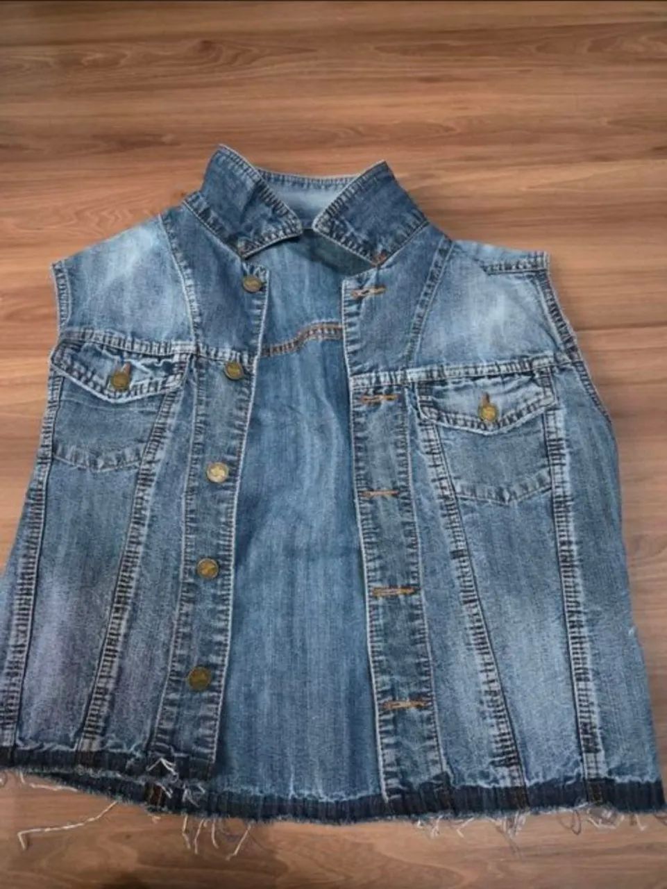 Colete jeans tamanho M