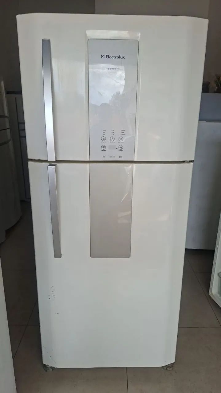 Vendo geladeira 