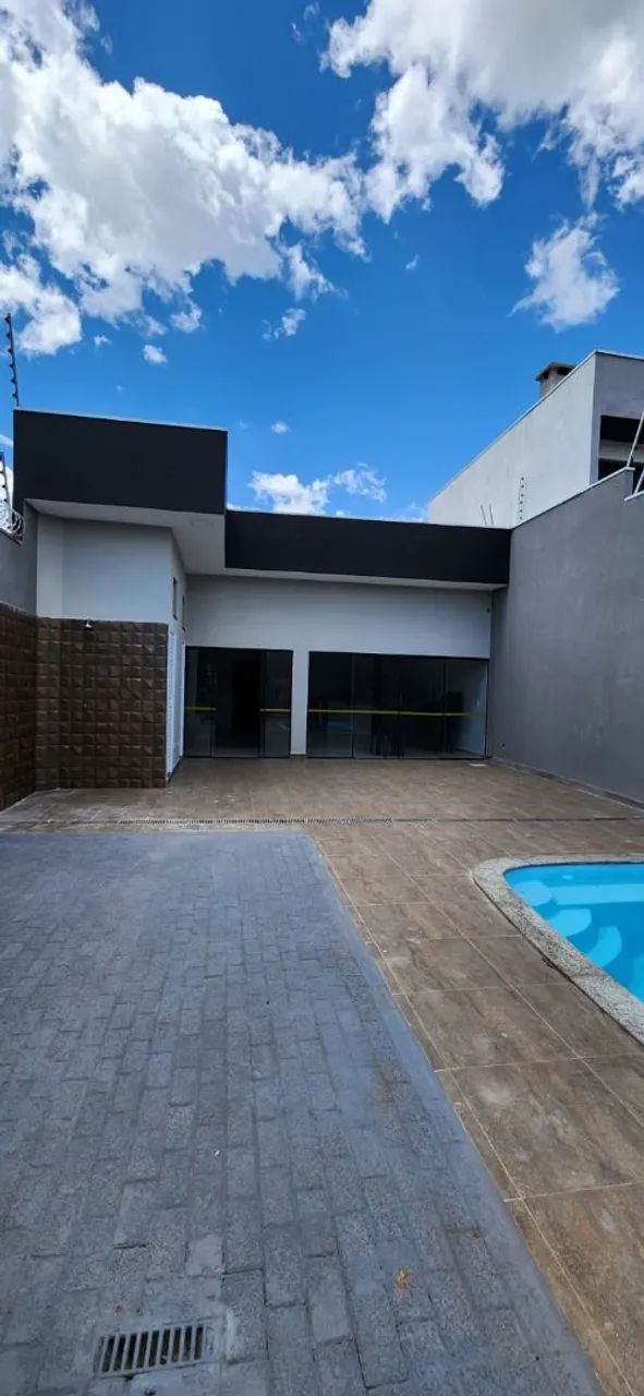 Vendo Área de lazer, ótima localização.