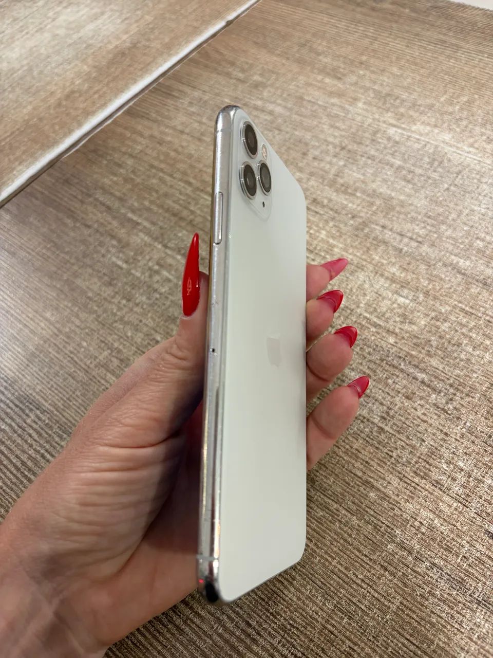 iPhone 11 Pro Max 64g - Celulares e Smartphones - Madri, Palhoça