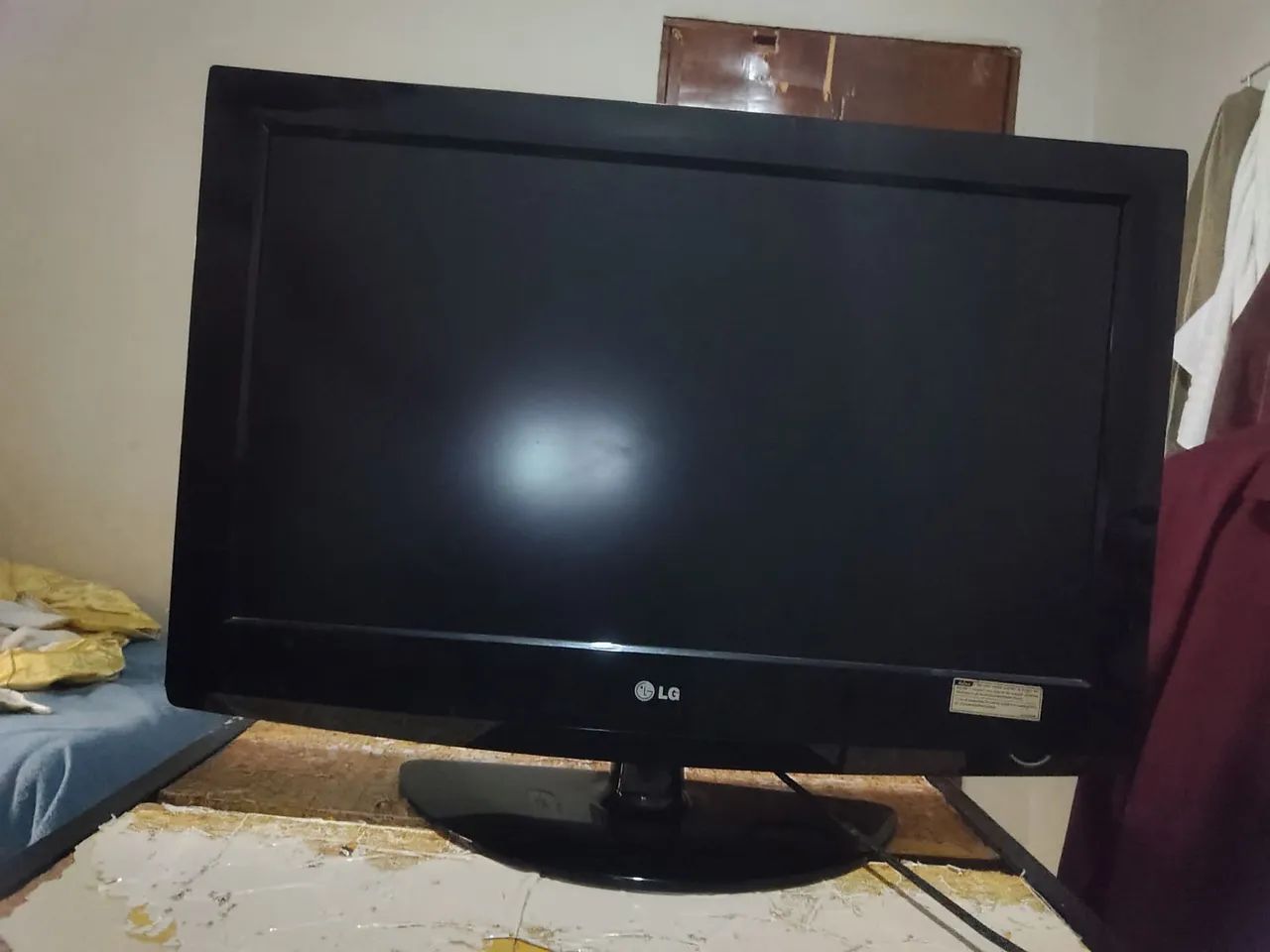 LG LCD de 32 polegadas HD 768p<br><br>HD de 768p