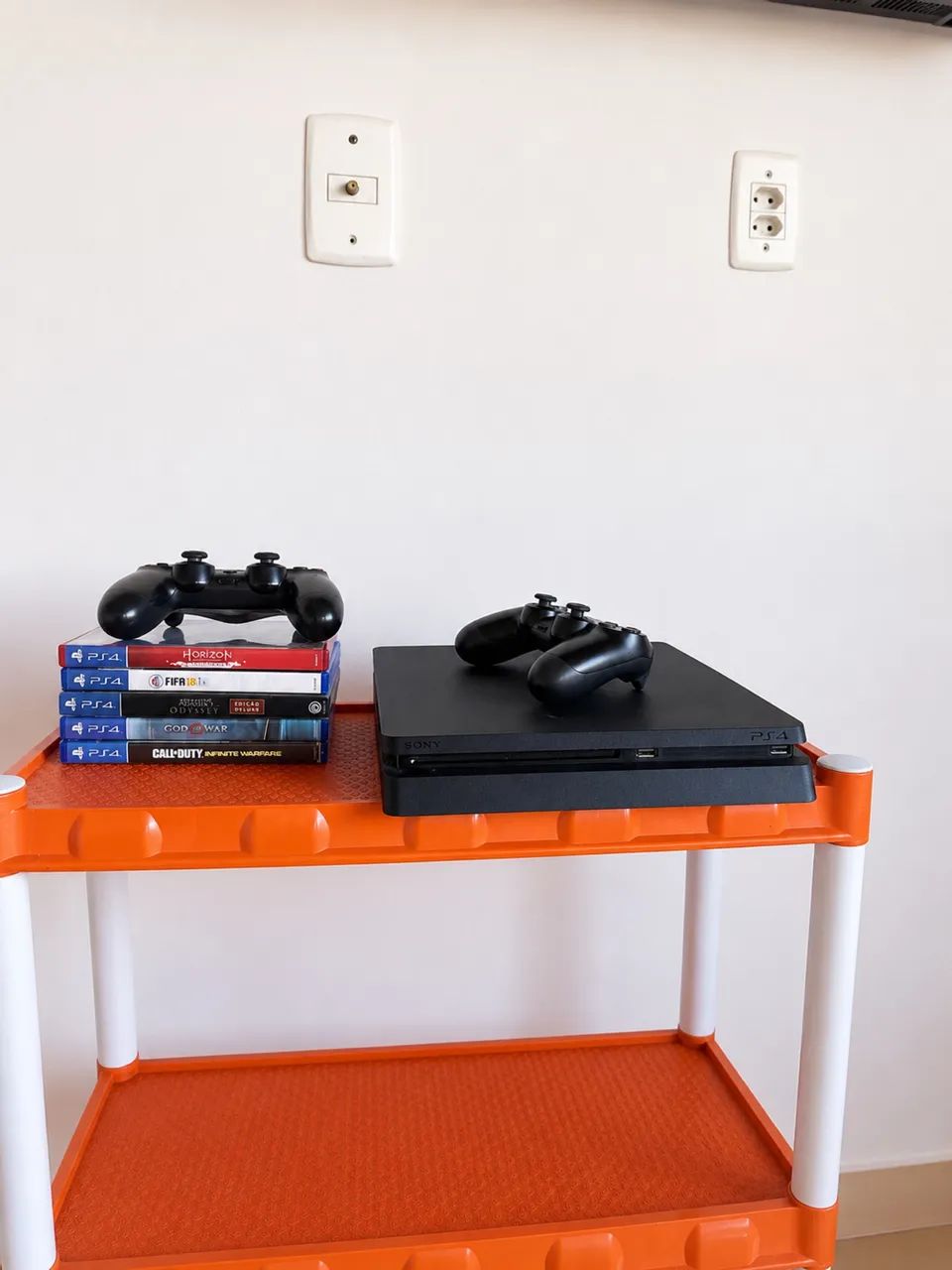 PS4 SLIM 1 TB - Foto 4