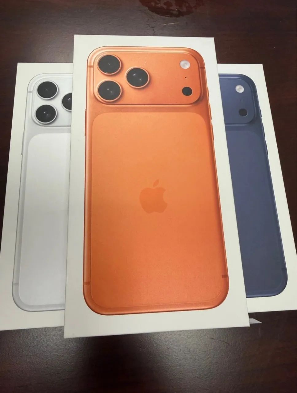 IPHONE 17 PRO MAX 512 GIGA LACRADO UM ANO DE GARANTIA 