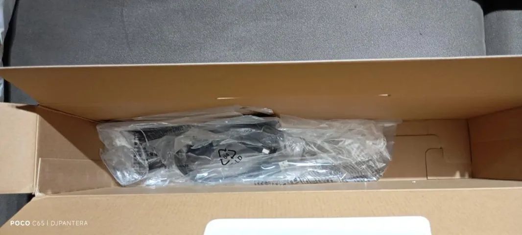 TECLADO AKAI MPK MINI PLUS 37 - Foto 4