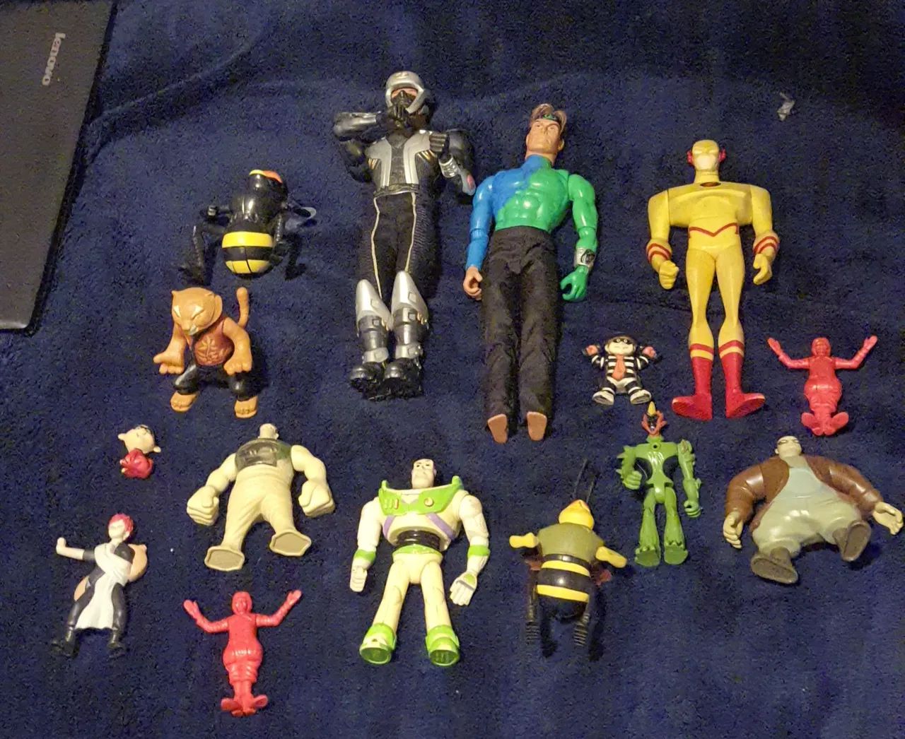 Lote Bonecos de brinquedo