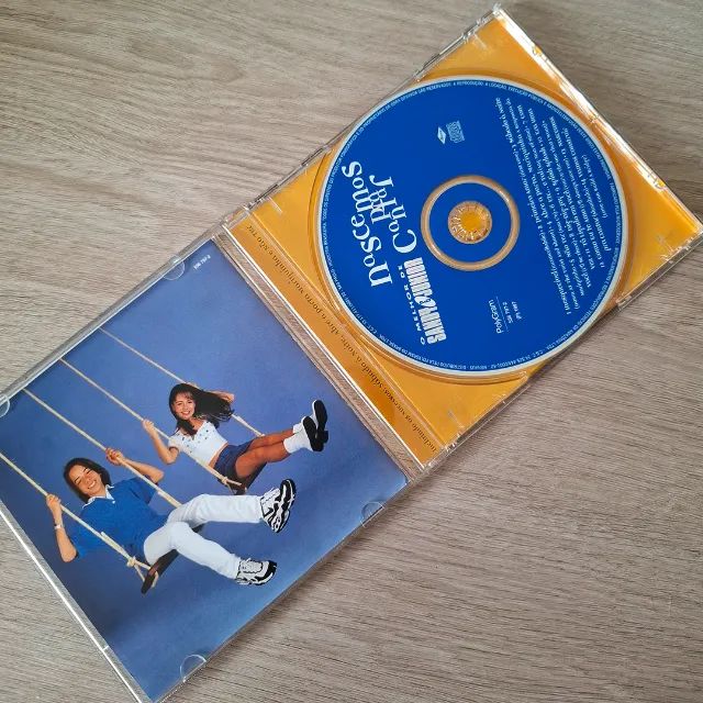 CD: Sandy e Junior - Nascemos para cantar - Foto 3