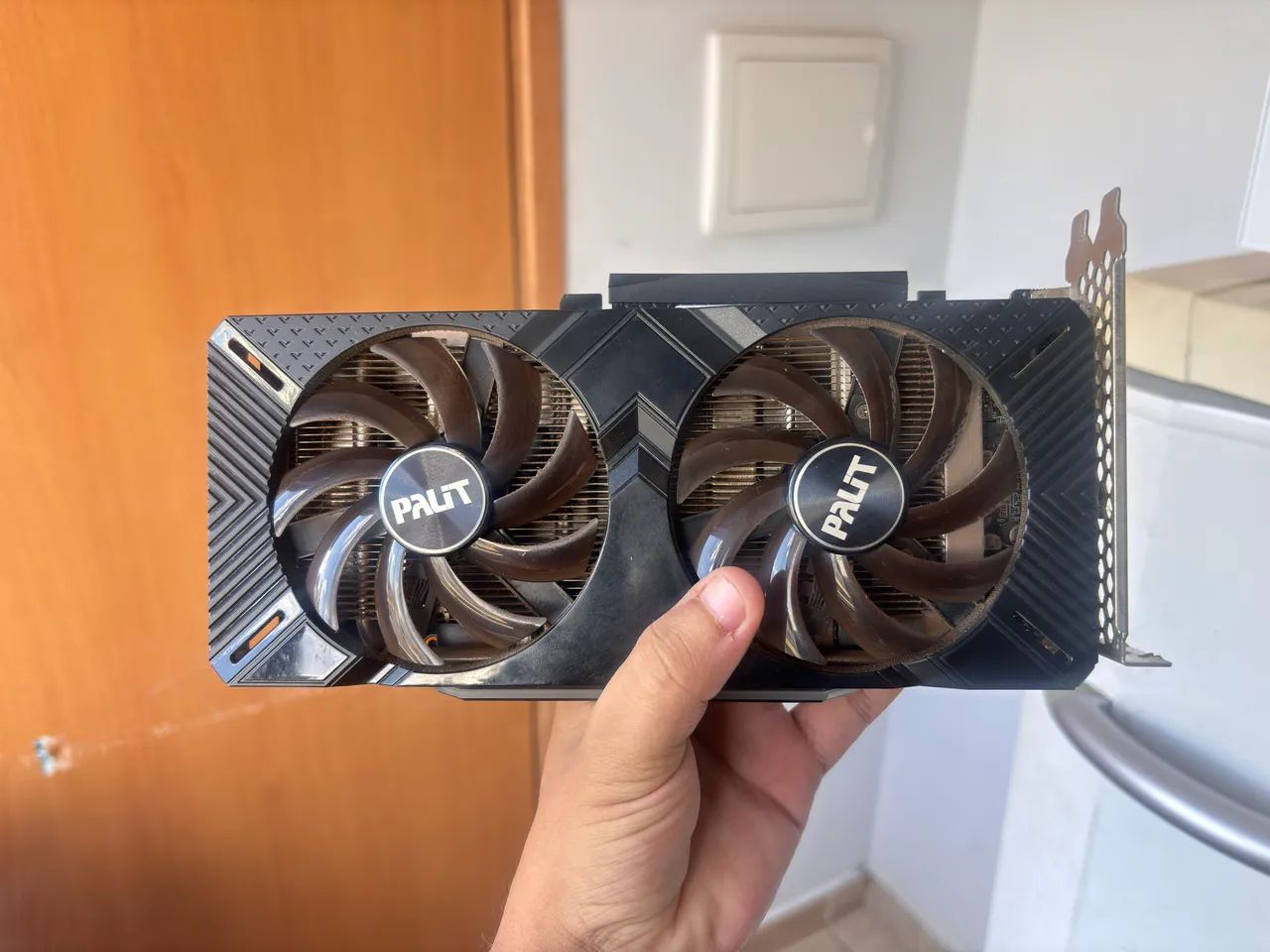 GTX 1660 SUPER 6GB  - Foto 5