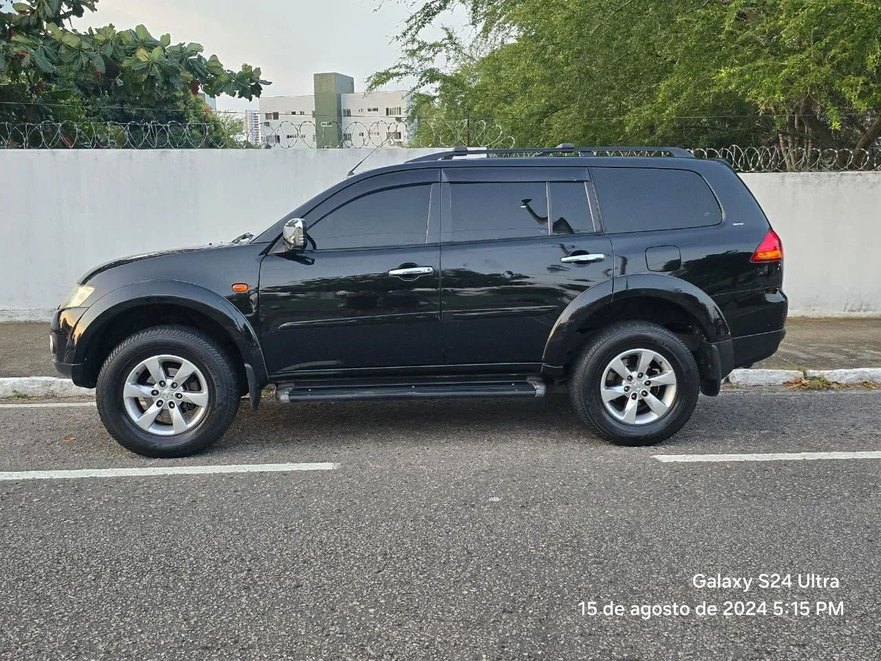 Mitsubishi Pajero 2013