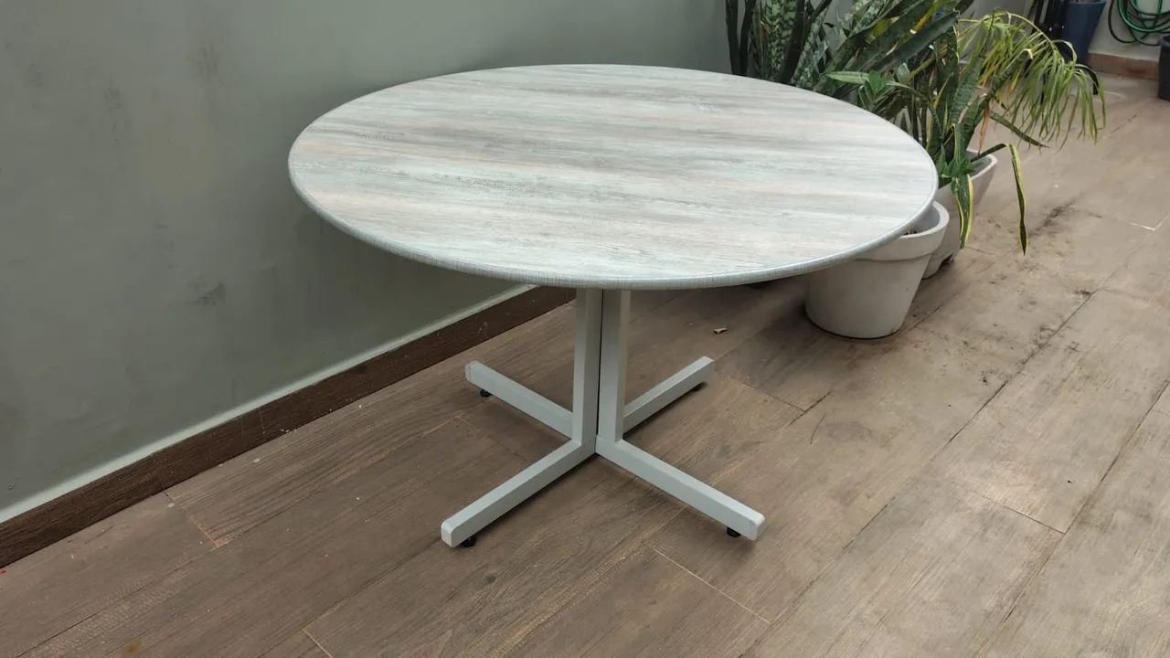 Vendo mesa nova base de ferro  - Foto 3