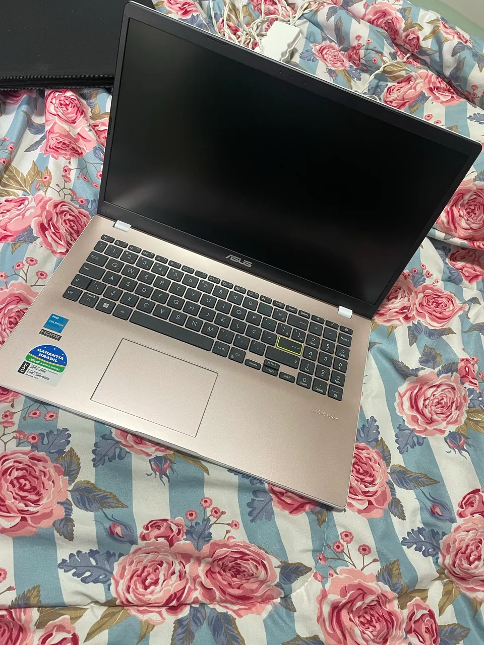 PC Asus i7 4790 com 8Gb Ram e SSD 120. Windows11 e outros