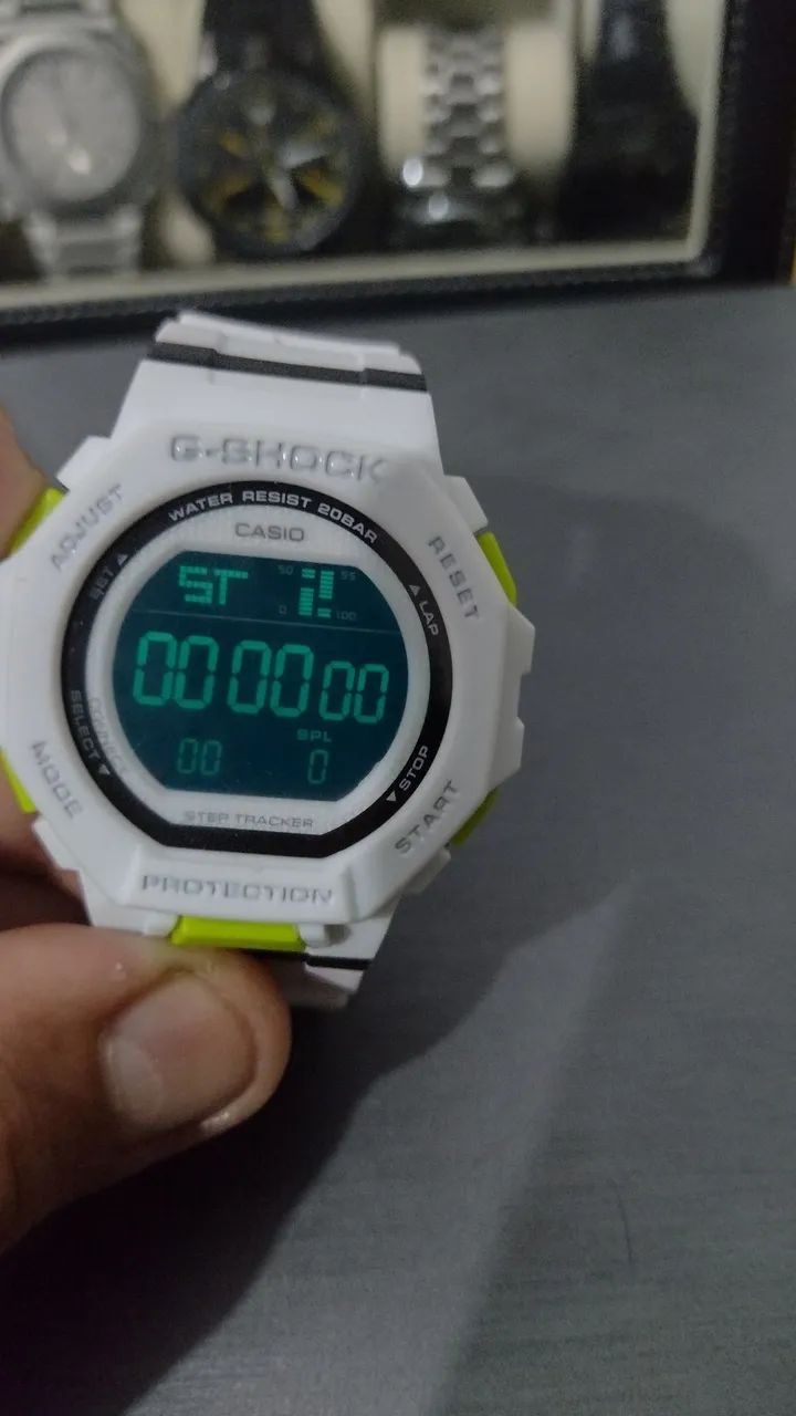Relógio Gshock com luz led e a prova de água 
