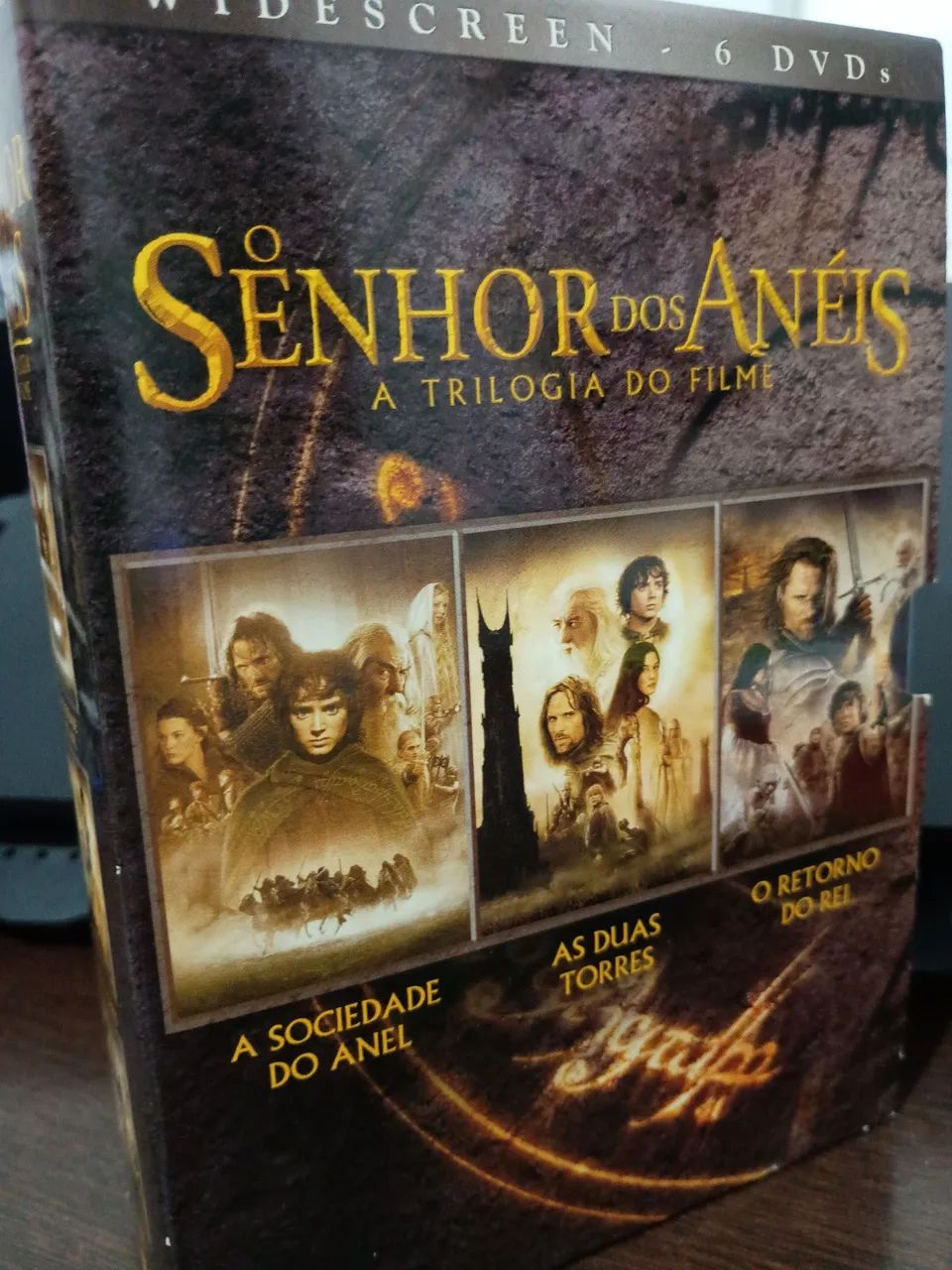 Box set DVD da trilogia do Senhor dos Anéis+ extras BAIXOU DE PREÇO!!
