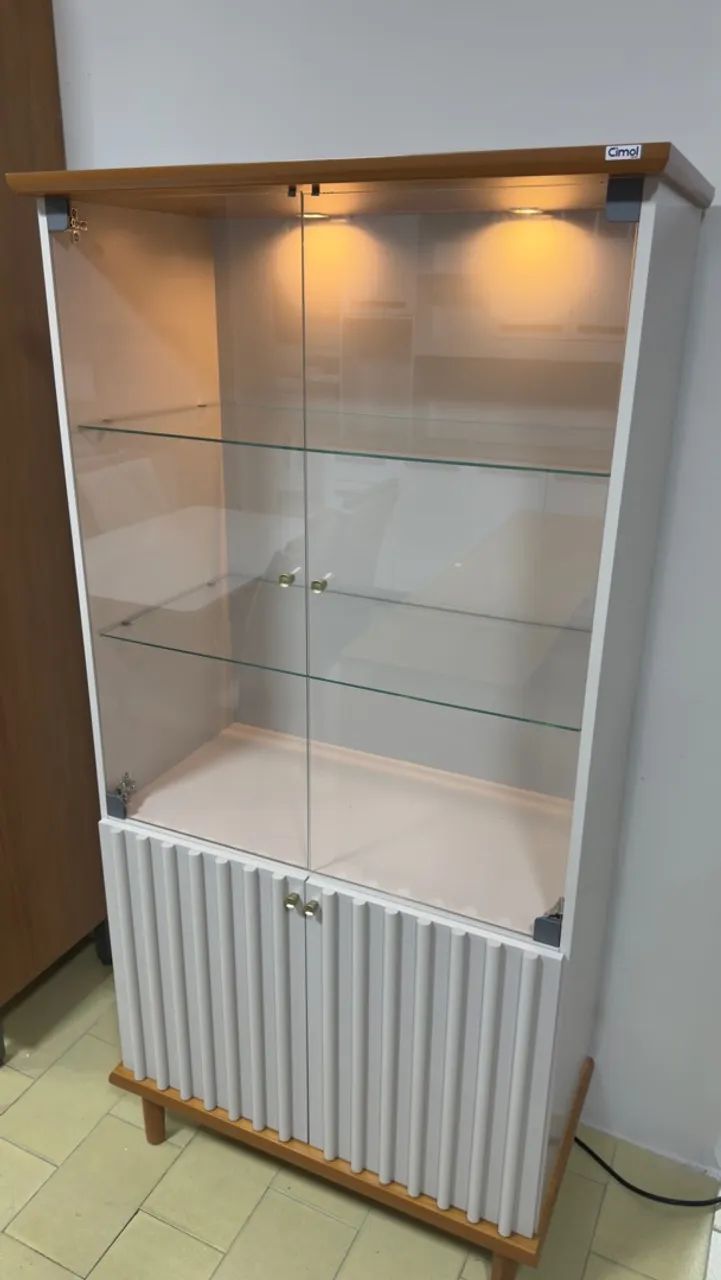 Cristaleira com led 100% MDF nova disponível  - Foto 3
