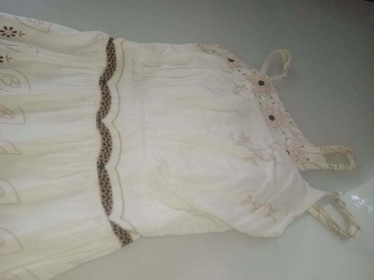 Lindo vestido semi-novo  - Foto 4