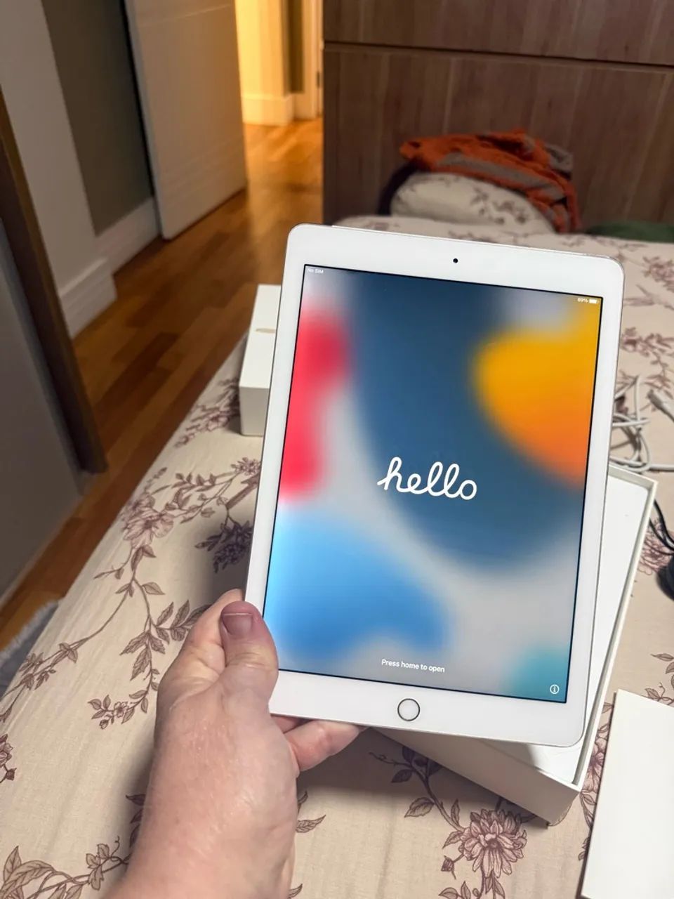 iPad Air 2 WI-FI +CELLULAR  128 GB GOLD - Foto 4