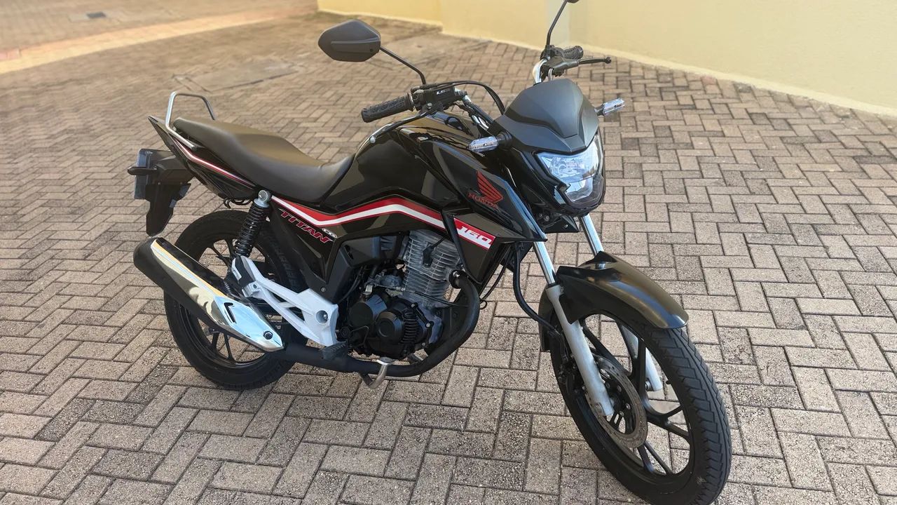 Titan 160 