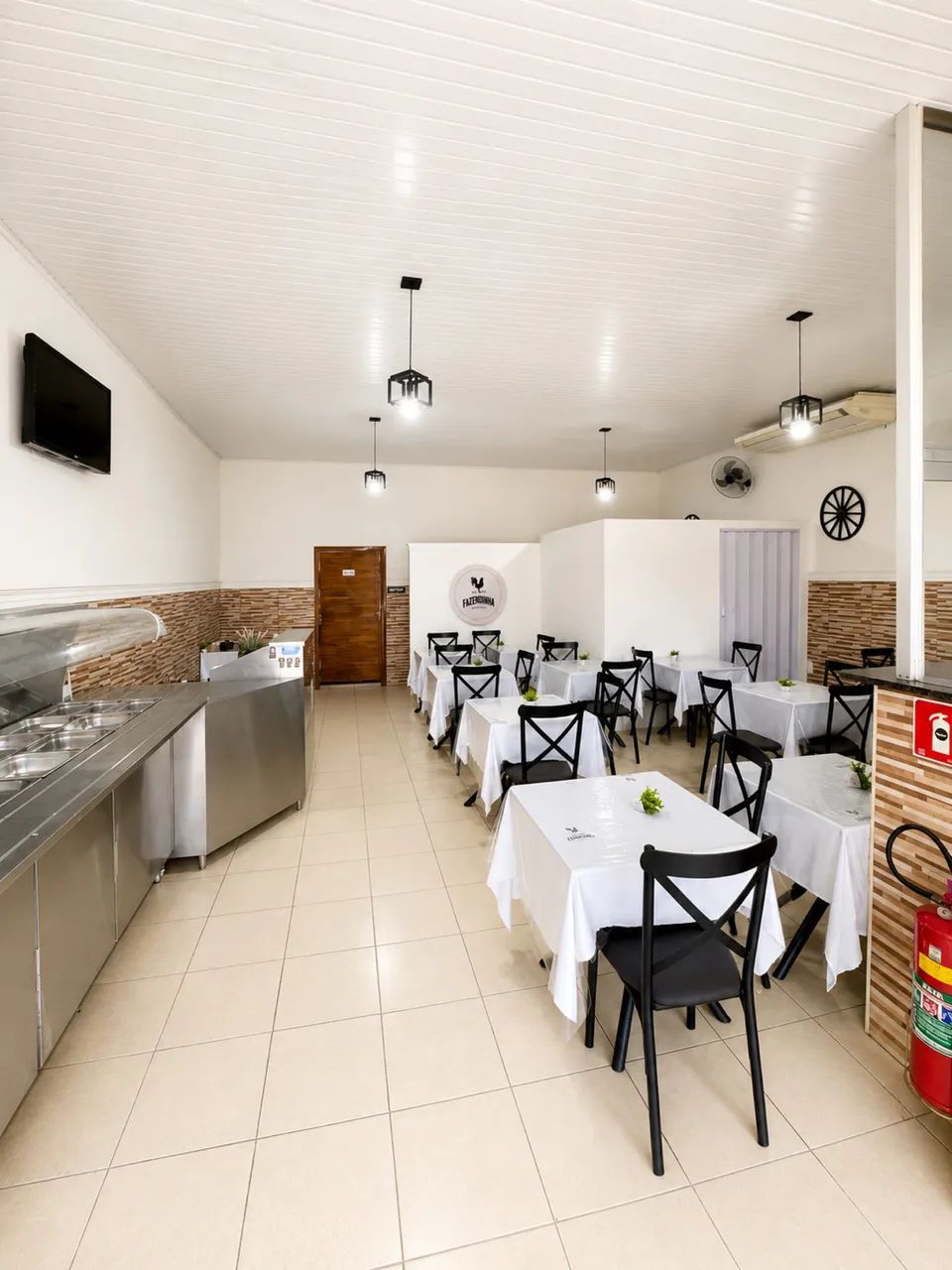 RESTAURANTE COMPLETO E EQUIPADO NO CENTRO DE FERNANDÓPOLIS