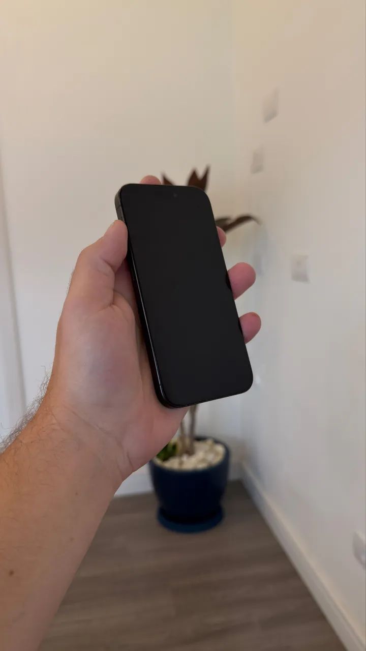 iPhone 15 pro 256gb Preto  - Foto 3