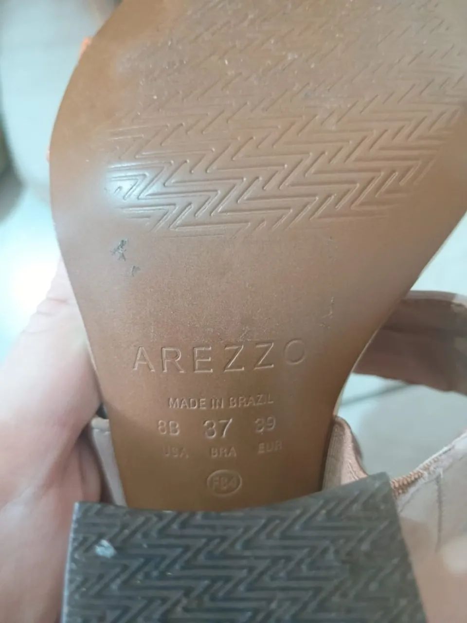 Tamanco laranja e bege (Arezzo) - Foto 4