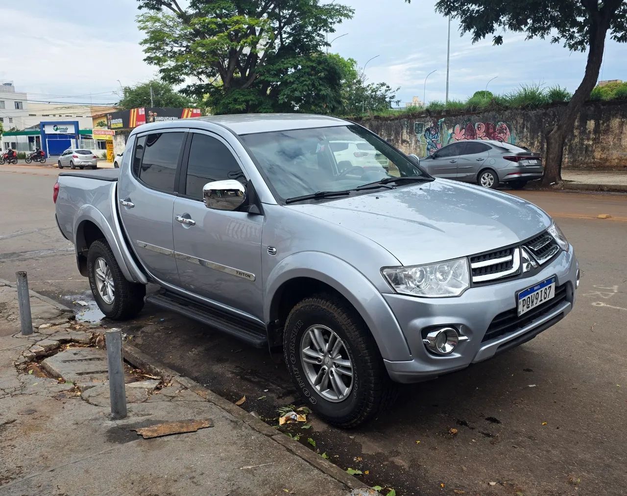 Mitsubishi L200 L200 Triton HPE 3.5 CD V6 24V Flex Aut. 2017