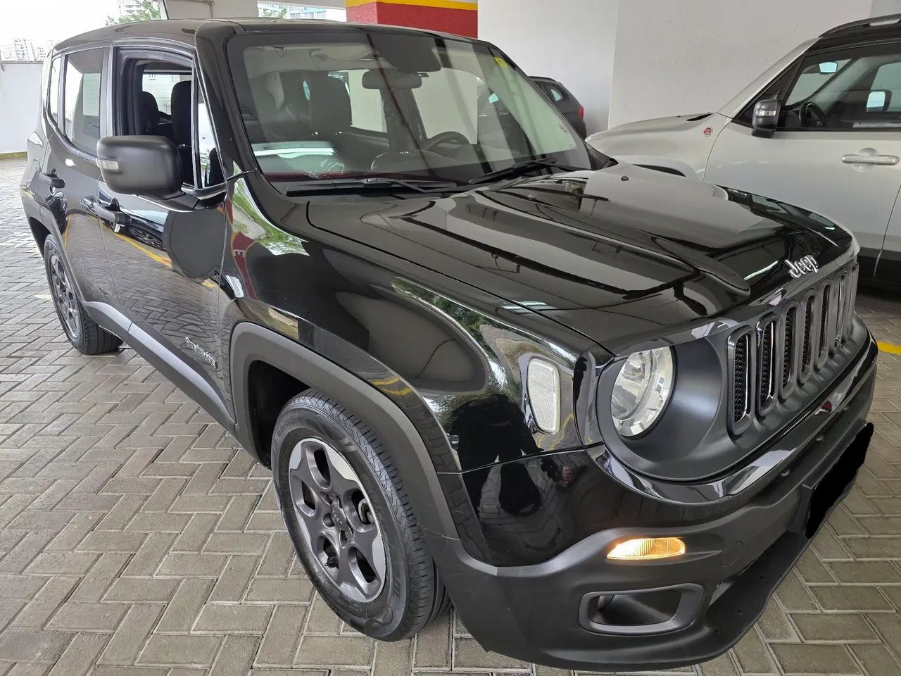Jeep Renegade Sport 1.8 4x2 Flex 16V Aut., foto 12 de 19