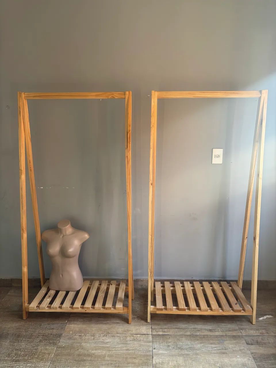 2 araras, 1 busto  - Foto 3