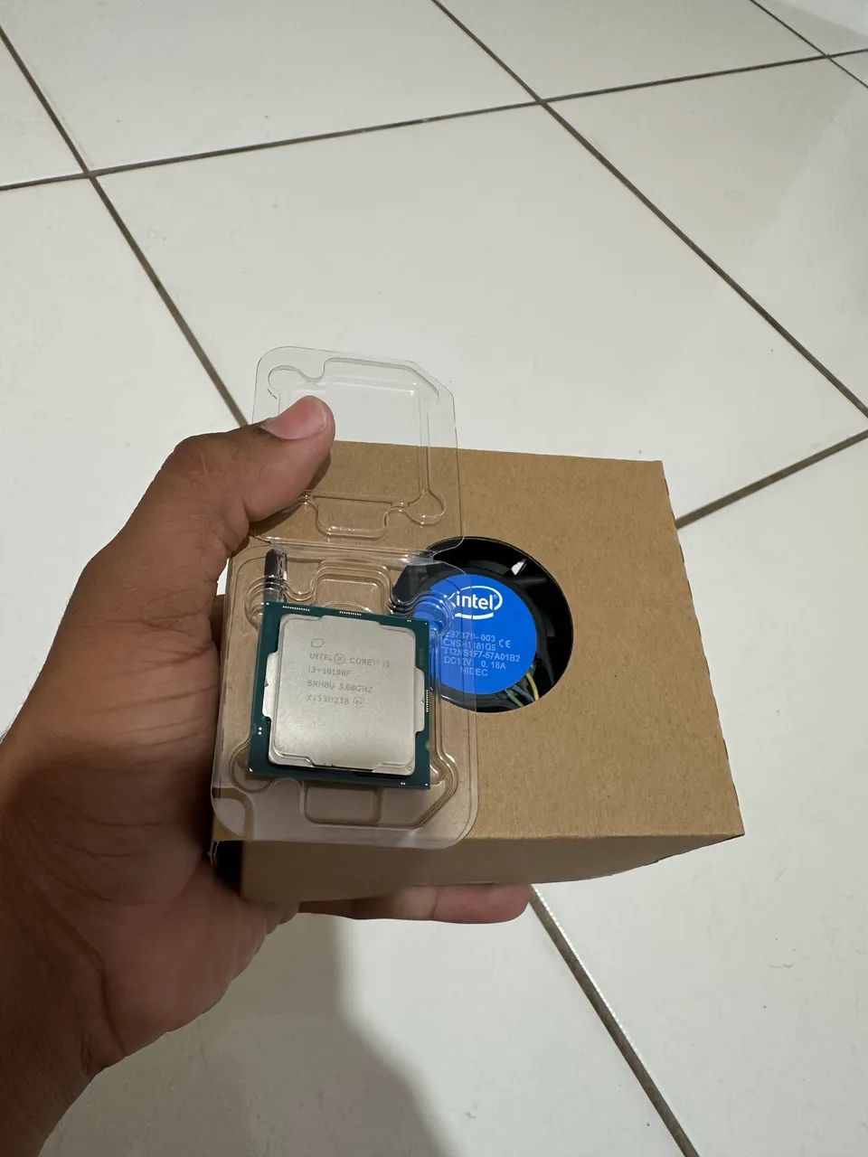 Processador i3 10100f 4 meses de uso 