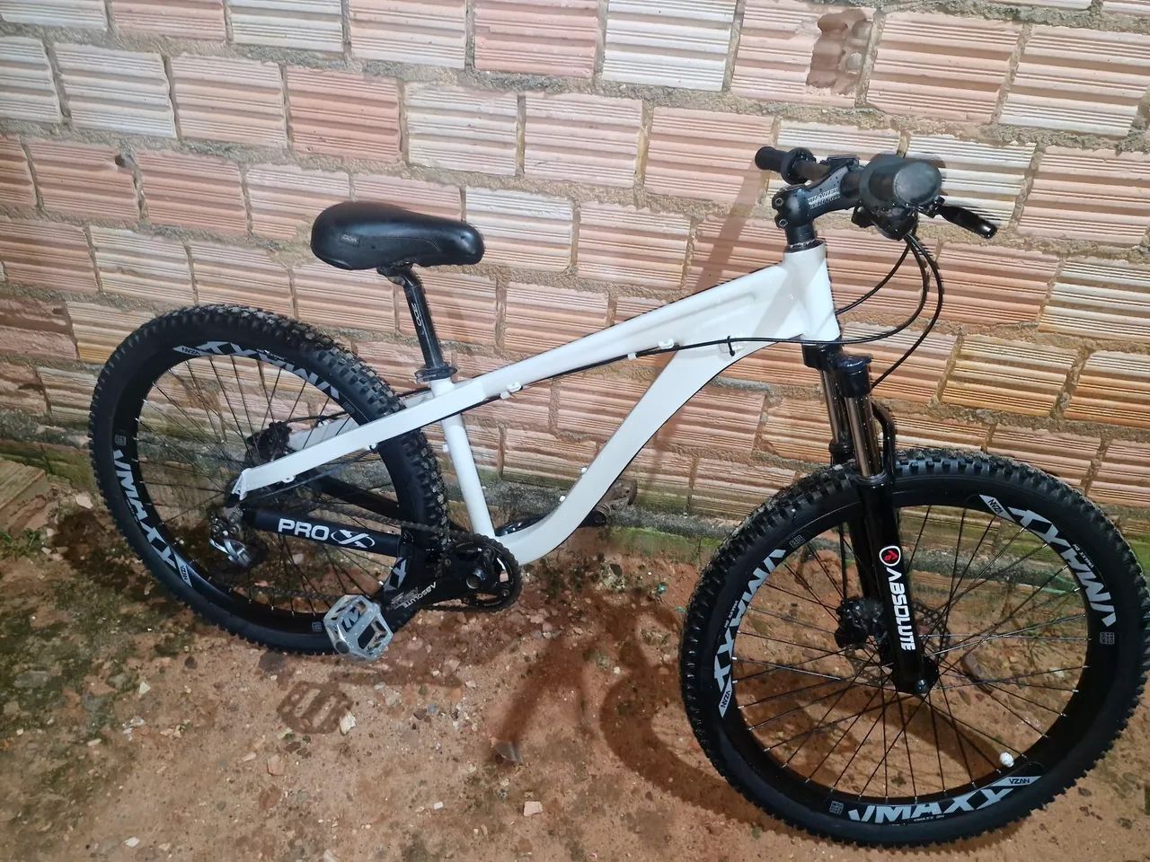 Vendo esta linda bicicleta 