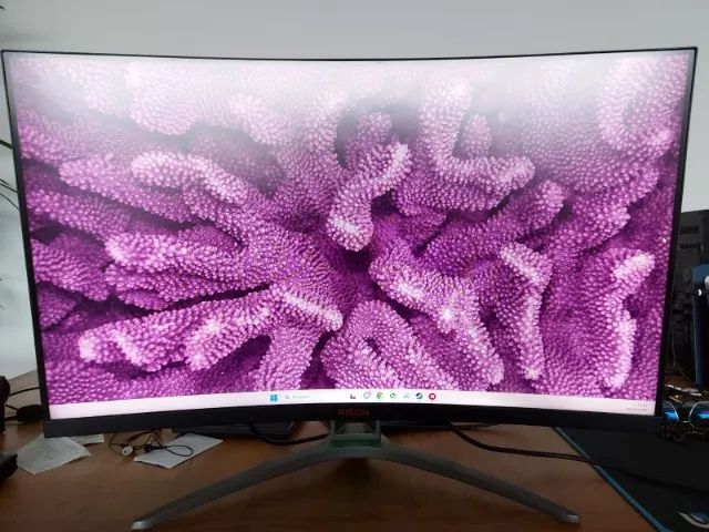 Monitor Gamer Agon 32"