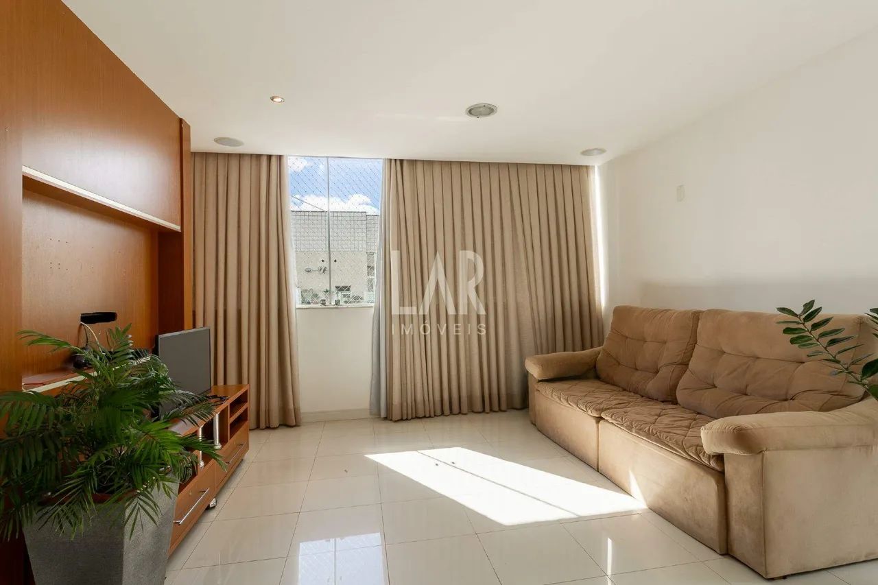 Apartamento à venda com 252m², 5 quartos e 3 vagas