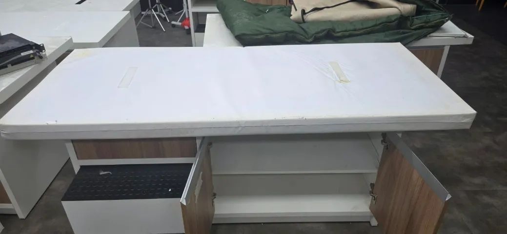 Maca Fixa para Clínica/Estética com Armário e Escada - Foto 2