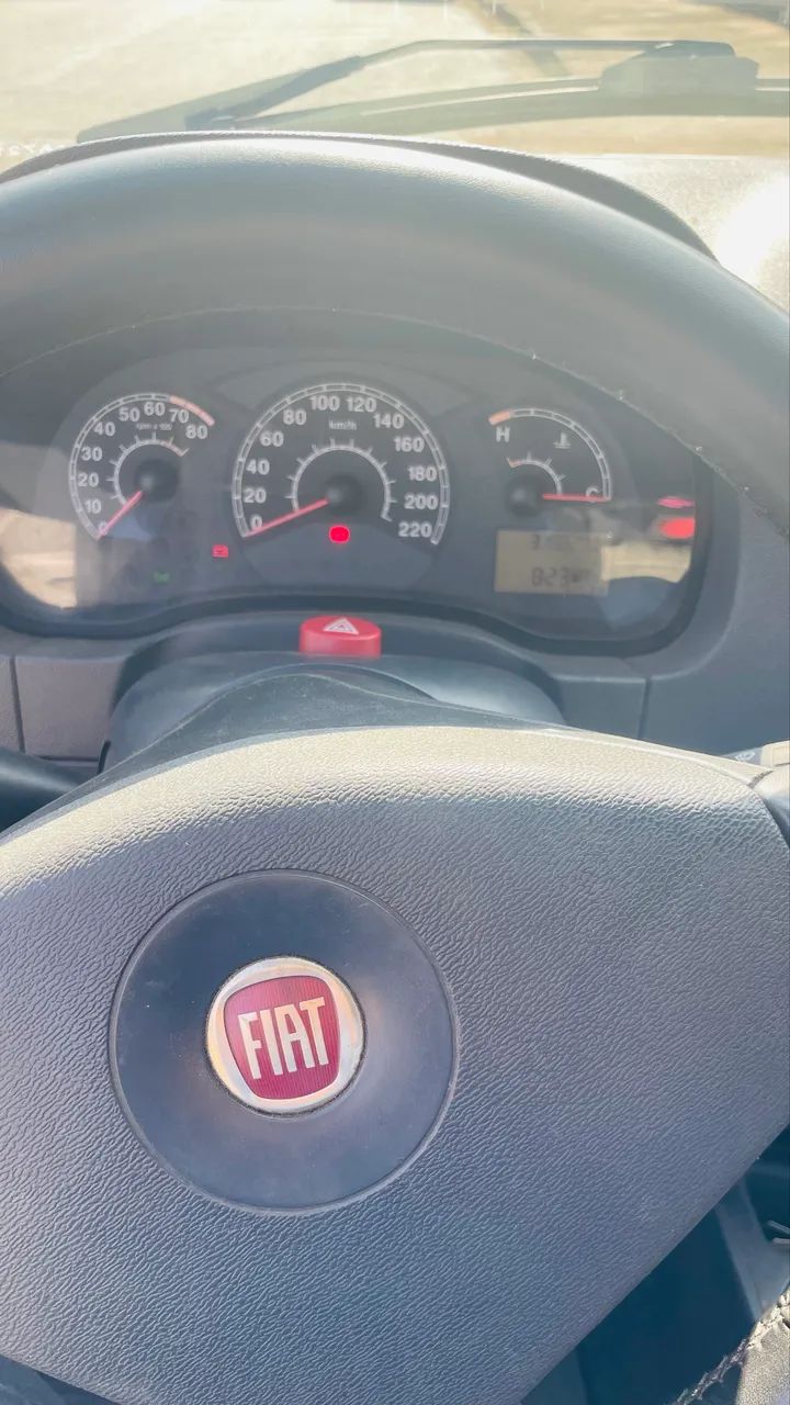 Fiat Strada Working 1.4 MPI Fire Flex 8V CE 2010 - Foto 4