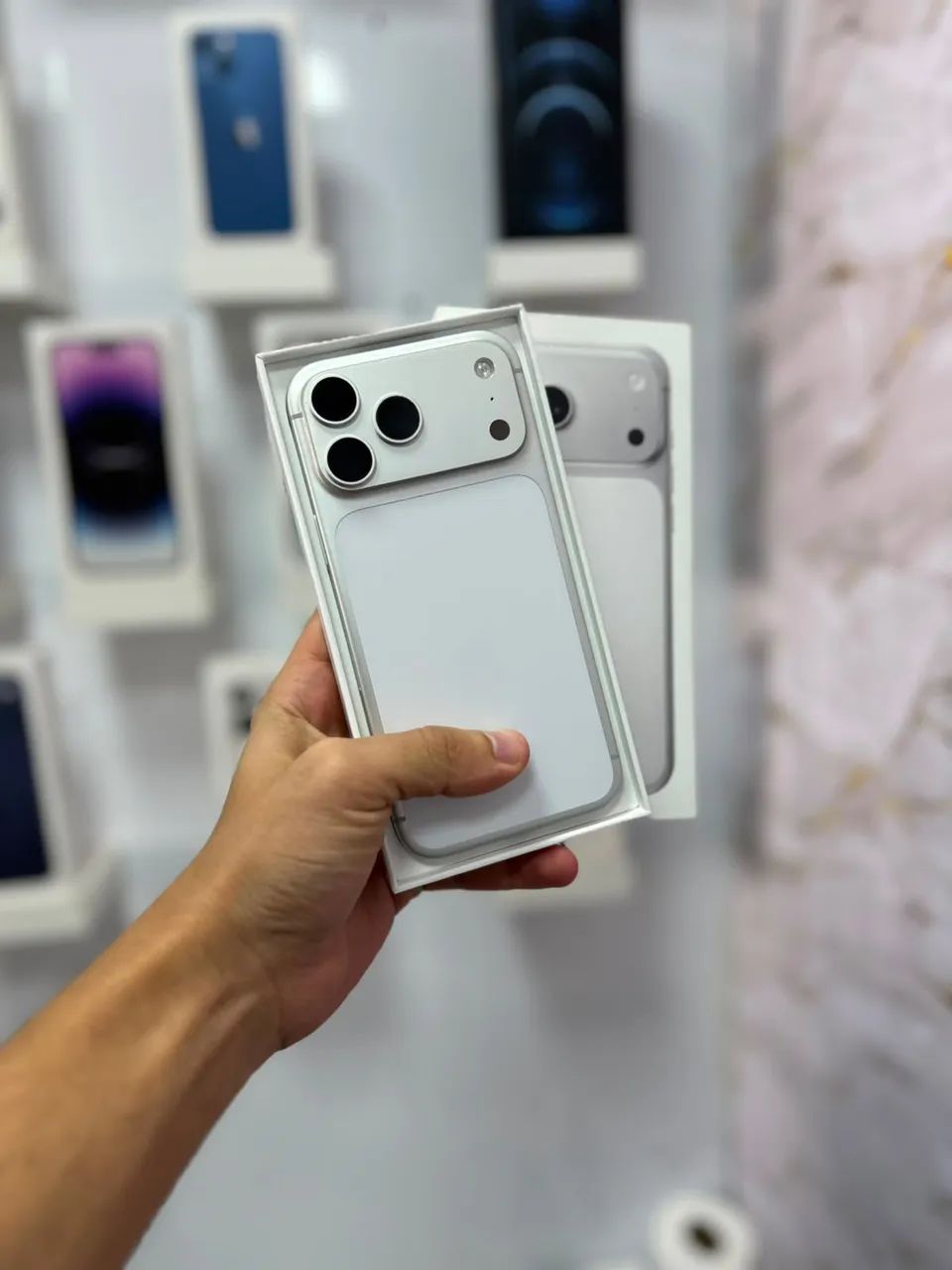 IPHONE 17 PRO MAX 256GB BRANCO GARANTIA